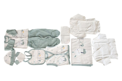 Set zece piese, pentru nou nascuti din bumbac