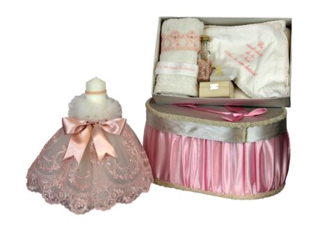 set-pentru-botez-trei-piese-culoareroz-scaled-1.jpg
