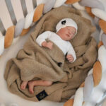 Pătură din bambus – bumbac pentru bebeluși crem, model Pony