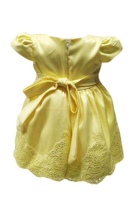 Rochita botez, model, Regina, culoare galbena